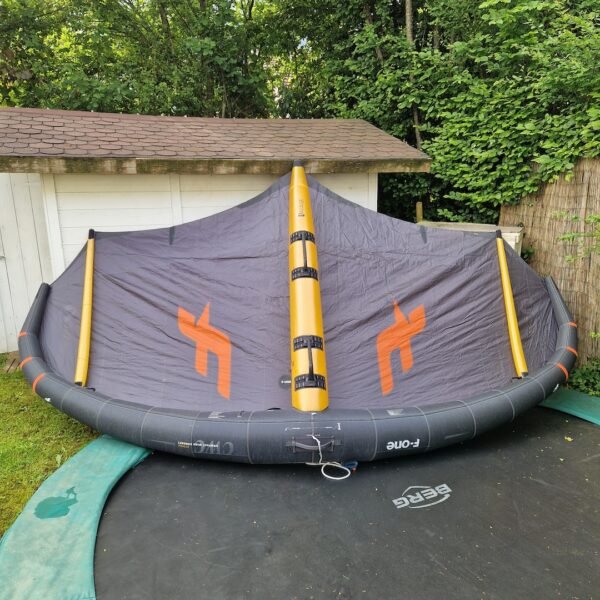 F-One Strike CWC Aluula V1 - 9m - Occasion